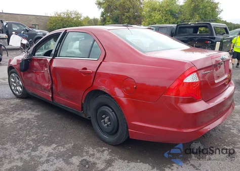 2010 Ford Fusion Se z USA, uszkodzony, nr VIN 3FAHP0HA5AR160149